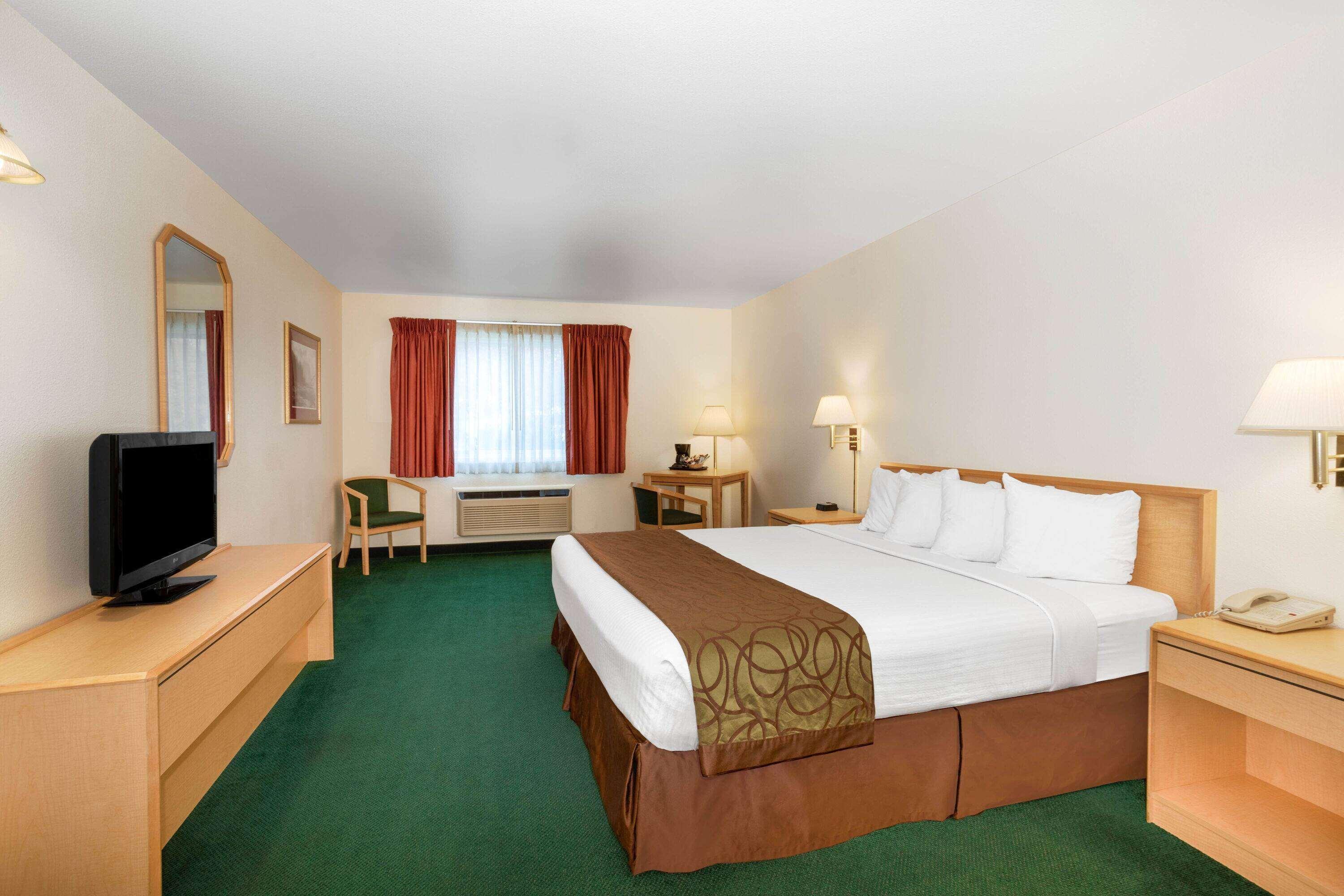 Inn At Lander, Travelodge By Wyndham Екстер'єр фото