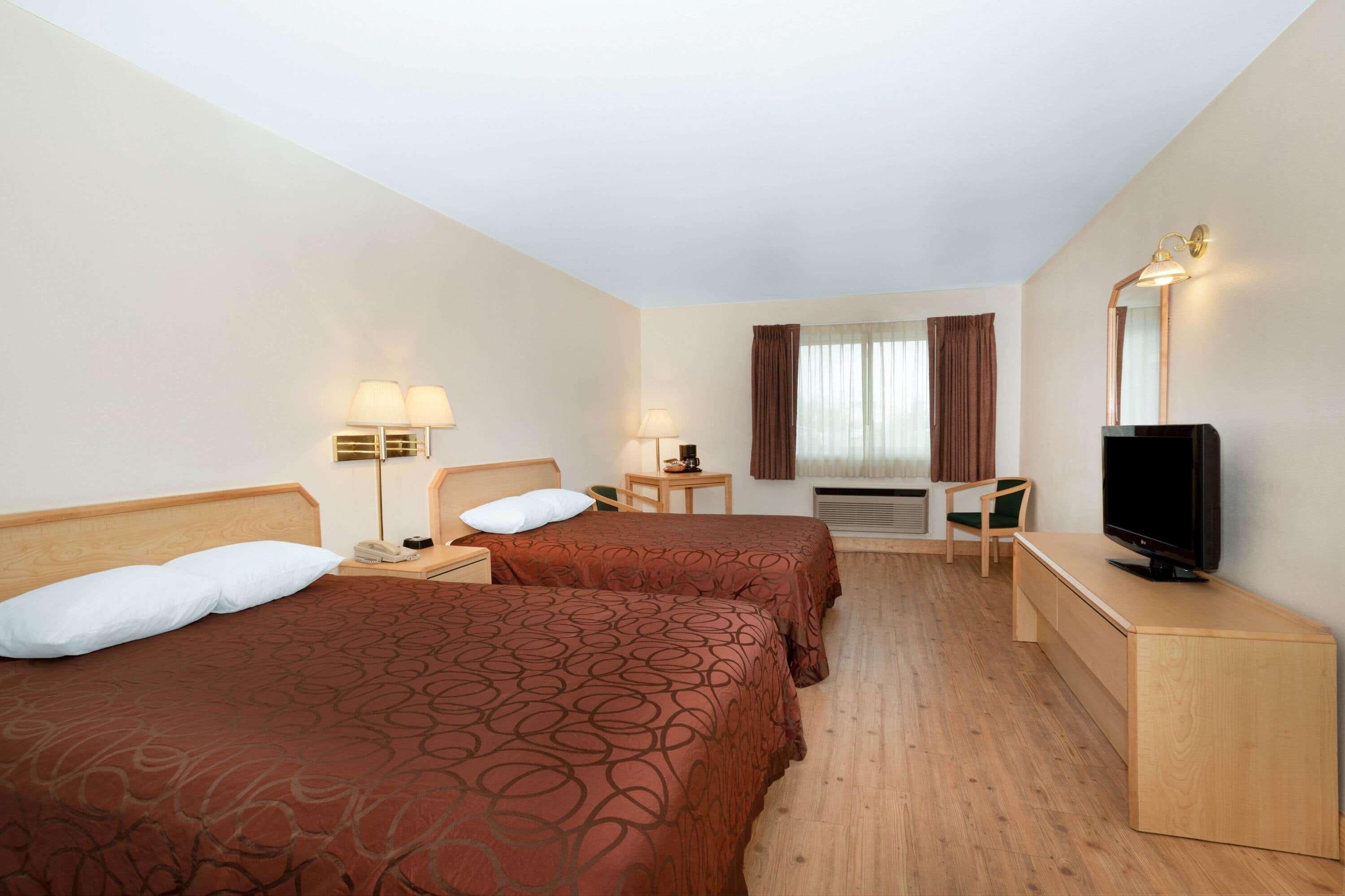 Inn At Lander, Travelodge By Wyndham Екстер'єр фото