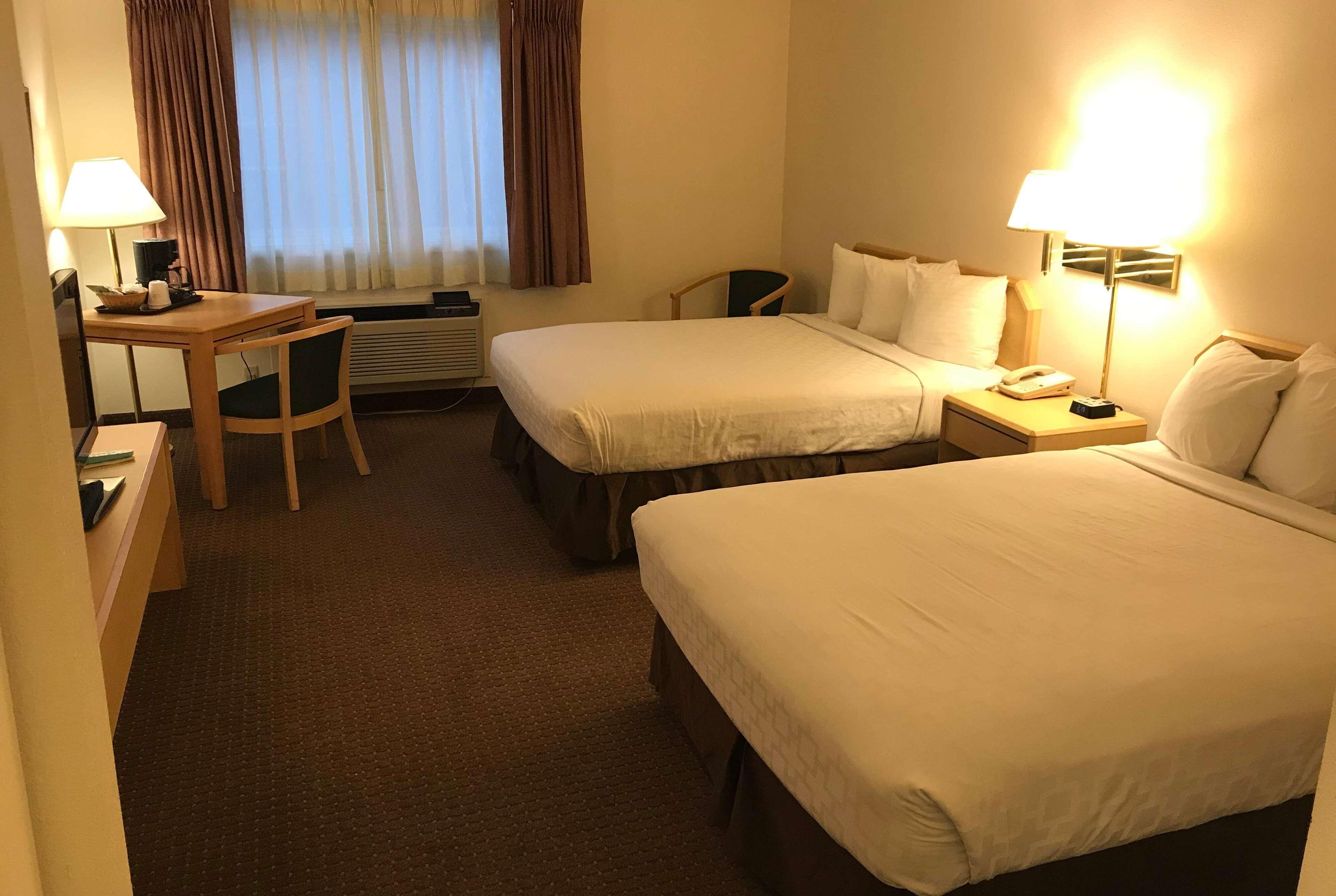 Inn At Lander, Travelodge By Wyndham Екстер'єр фото