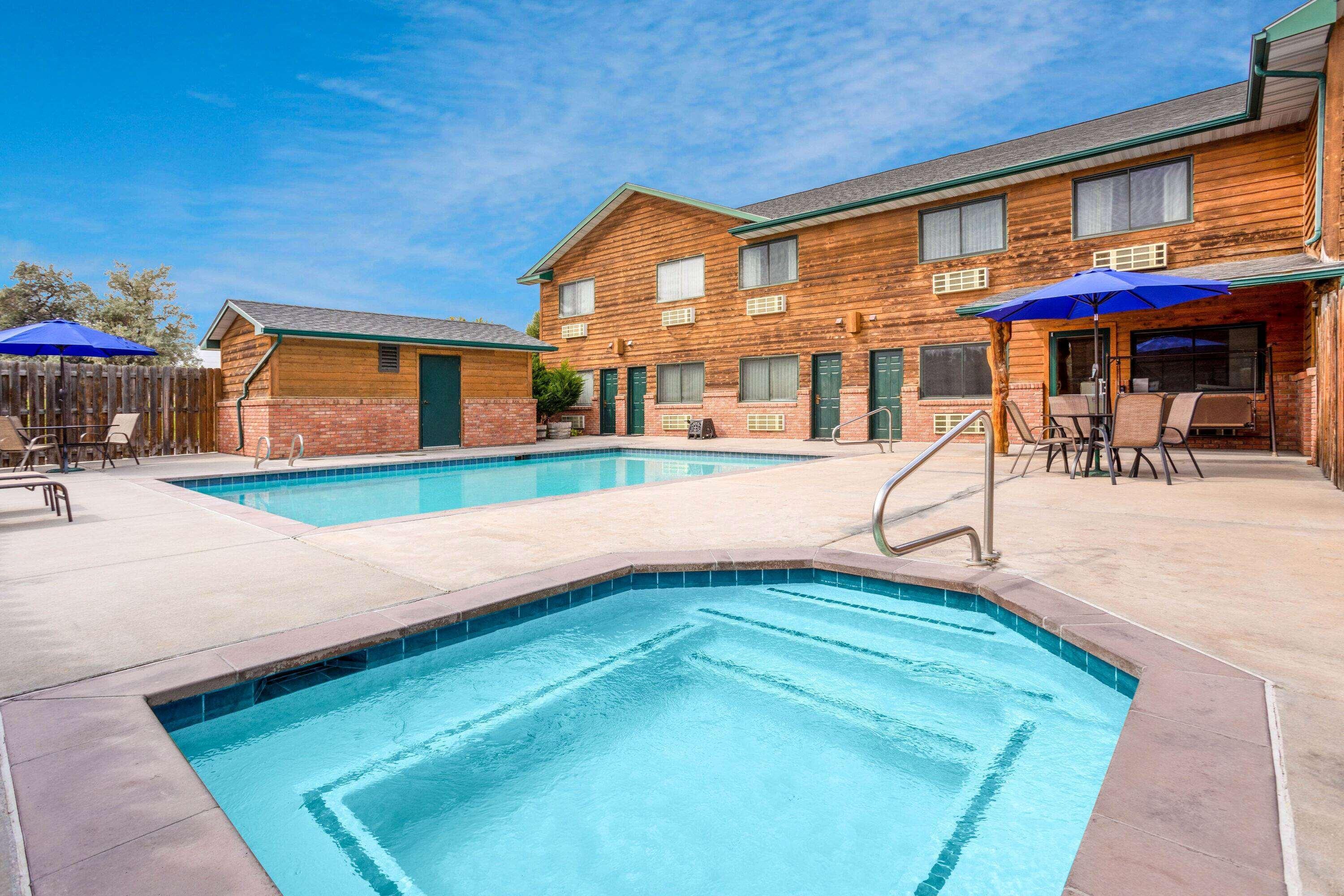 Inn At Lander, Travelodge By Wyndham Екстер'єр фото