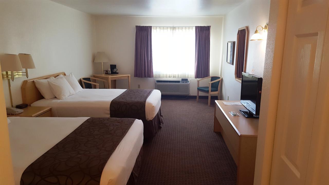 Inn At Lander, Travelodge By Wyndham Екстер'єр фото